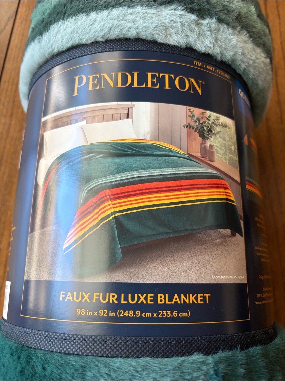Pendleton Faux Fur Soft Luxe Blanket Queen Hazel Creek - Picture 7 of 10